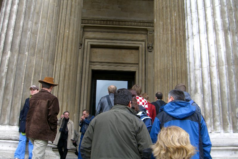 London040106-1827.jpg - British Museum, Main entrance Great Russell Street