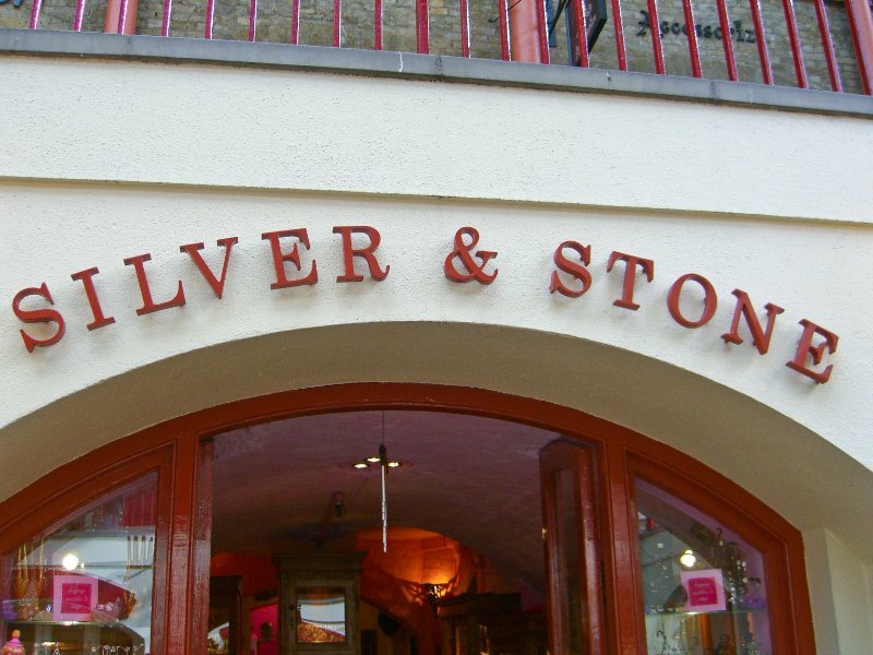 CIMG1745.jpg - Covent Garden Market - Silver & Stone Jewellers