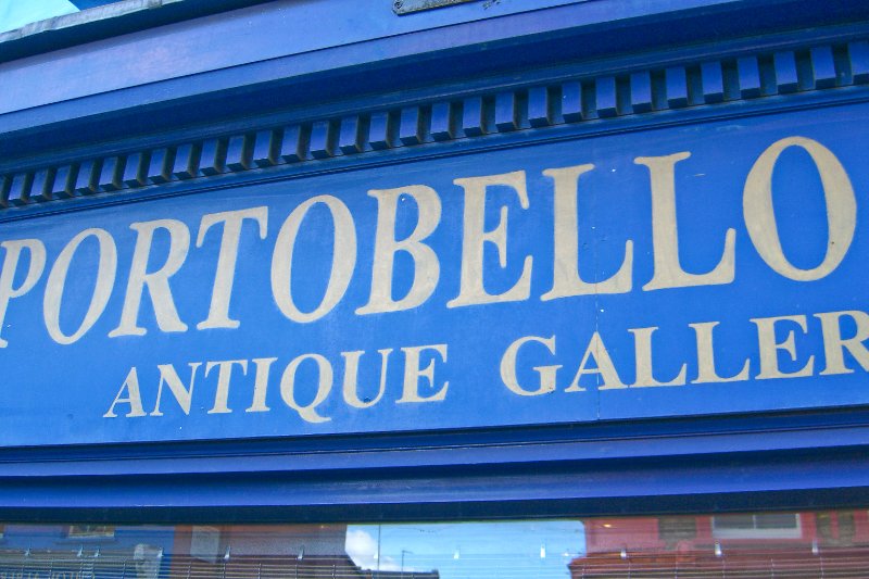 London040106-1766.jpg - Portobello Antique Gallery, 75 Portobello Road