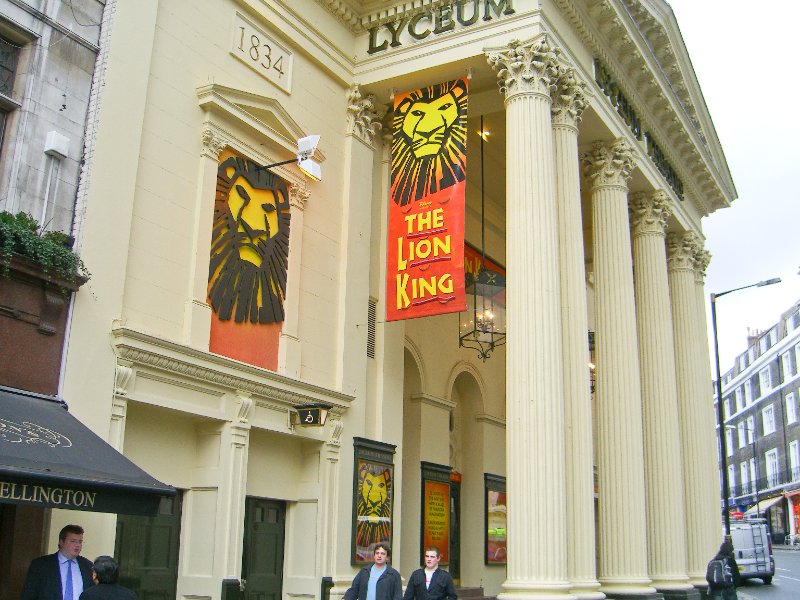 CIMG1752.jpg - Lyceum Theatre, Wellington Street at Exeter