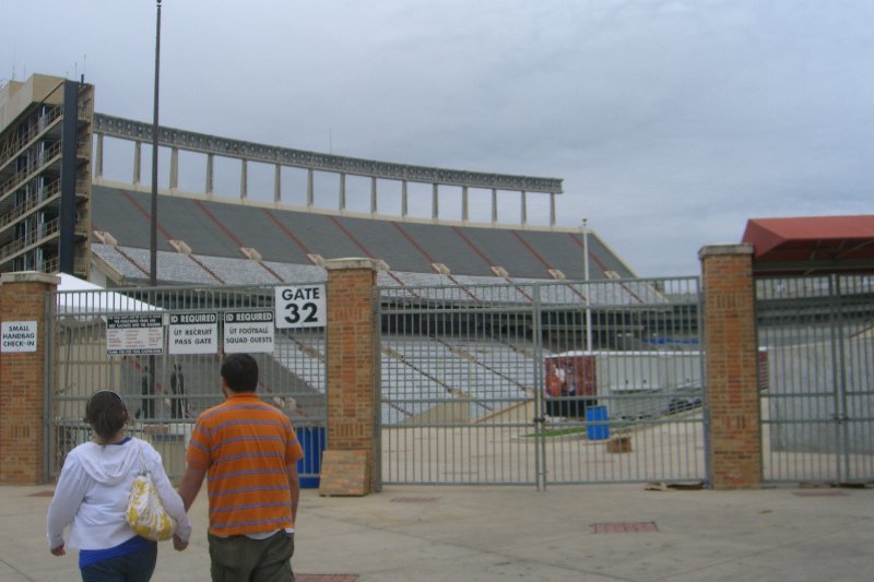 CIMG8033.JPG - Texas Memorial Stadium