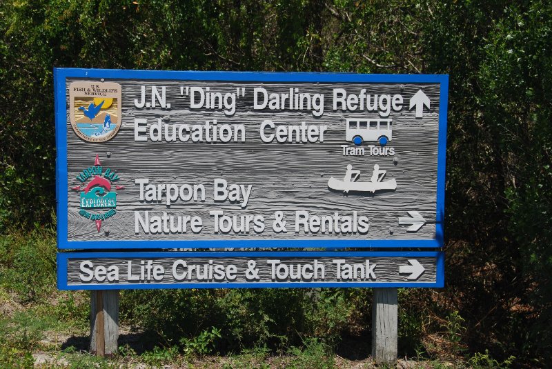 DSC_0062-1.JPG - Ding Darling / Tarpon Bay Bike Trail Head