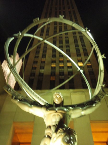 P2160226.JPG - Atlas at Rockefeller Center, sculptor Lee Lawrie