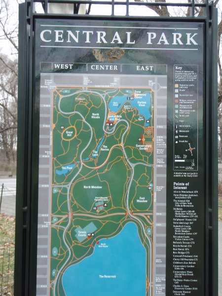 P2170276.JPG - Central Park Behind the Met