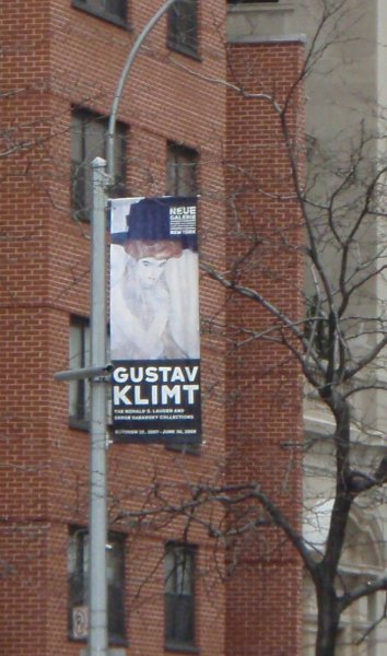 P2170285zoom.jpg - Neue Galerie - Featuring an exhibit by Gustav Klimt