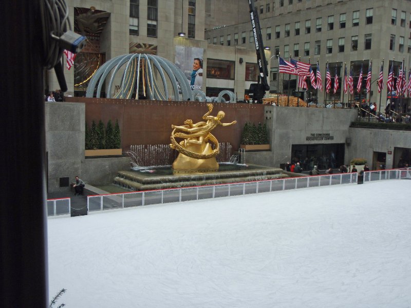 P2170292_edited-1.jpg - Rockefeller Center Ice Skating RInk - Prometheus