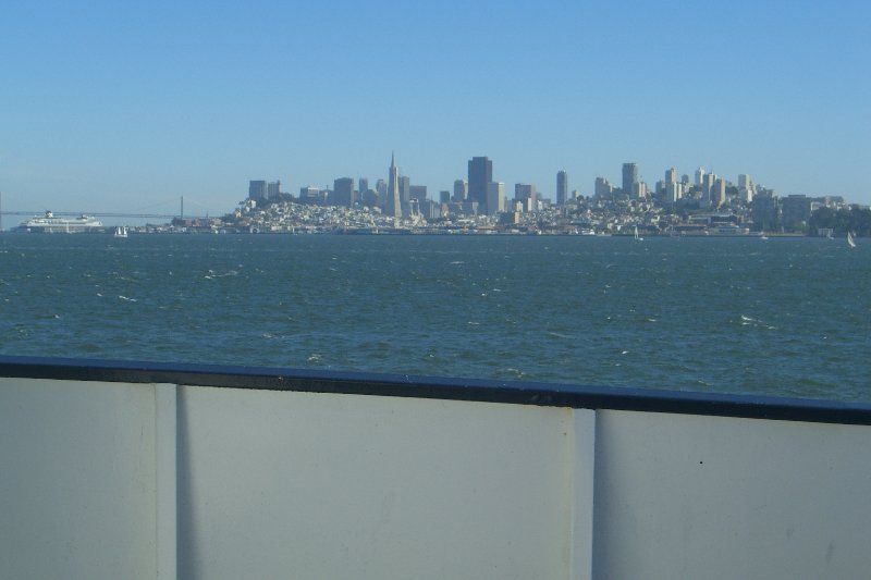 CIMG6595.JPG - Skyline view from Ferry heading South in San Francisco Bay