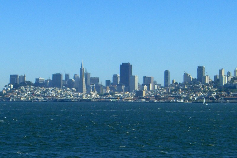 CIMG6595_edited-1.jpg - Skyline view from Ferry heading South in San Francisco Bay