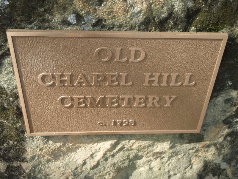 P4020151.JPG - Old Chapel Hill Cemetery 1798