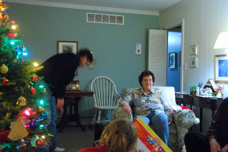 DSC_2045.JPG - Christmas Eve at  Grandma Kozik's