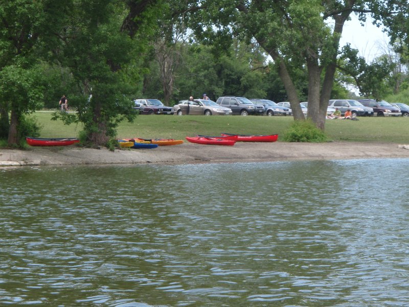 SkokieLagoonsKayak071909-7190021.jpg - Chicago River Canoe & Kayak boat launch