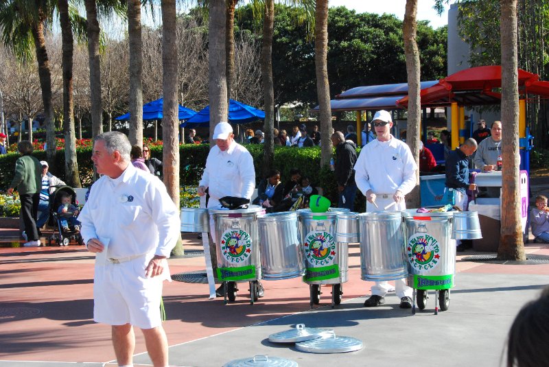 DisneyWorld022709-3700.jpg - Epcot Street Performers - Jammitors