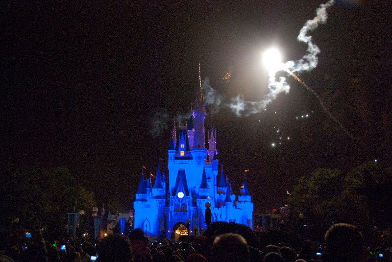 DisneyWorld022709-3445.jpg - Magic Kingdom - "WISHES" Fireworks Show