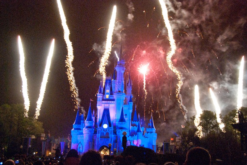 DisneyWorld022709-3460.jpg - Magic Kingdom - "WISHES" Fireworks Show
