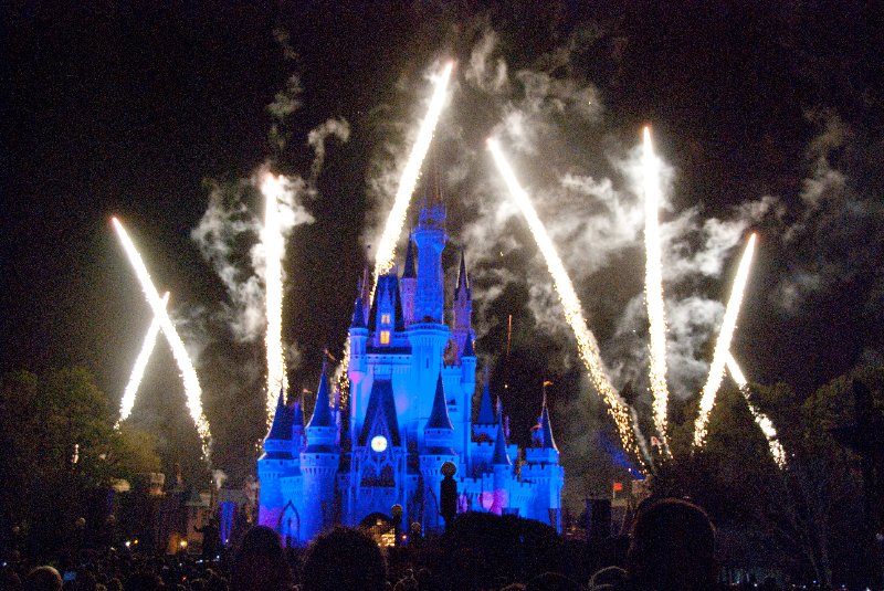 DisneyWorld022709-3461.jpg - Magic Kingdom - "WISHES" Fireworks Show