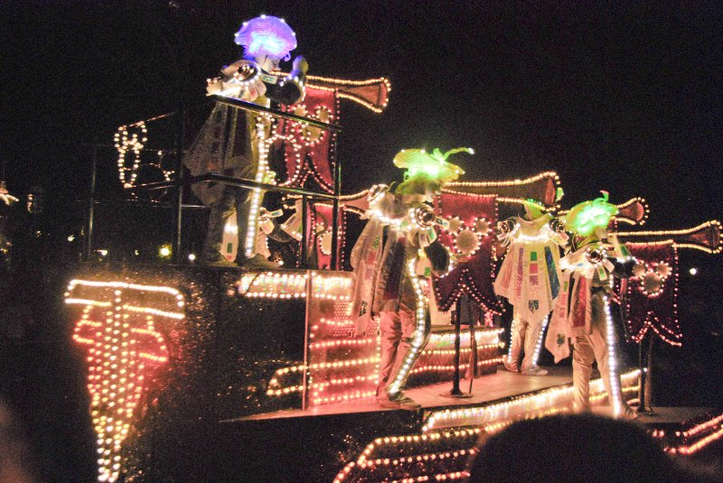 DisneyWorld022709-3359.jpg - Magic Kingdom - "Spectromagic" - Evening Parade