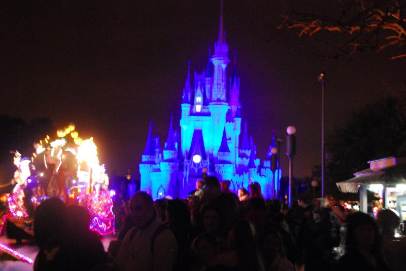 DisneyWorld022709-3373.jpg - Magic Kingdom - "Spectromagic" - Evening Parade
