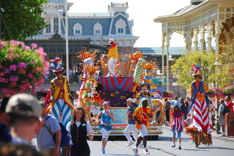 DisneyWorld022709-2897.jpg - Main Street USA - Block Party Parade!