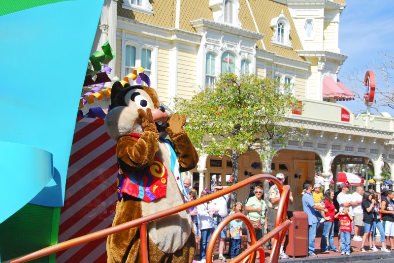 DisneyWorld022709-2901.jpg - Main Street USA - Block Party Parade!