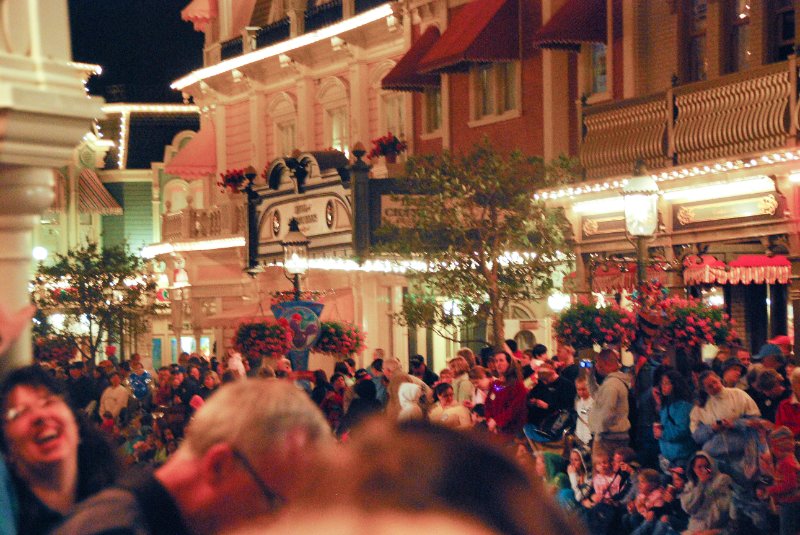DisneyWorld022709-3347.jpg - Magic Kingdom - Evening Parade and Fireworks
