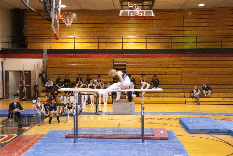 GymnasticsSpring09-4126.jpg - Glenbard East