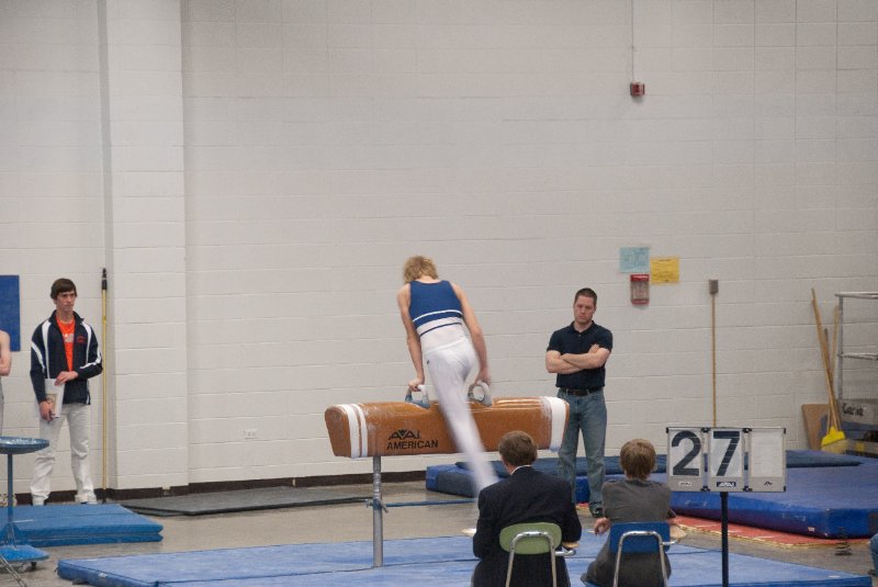 GymnasticsSpring09-4701.jpg - Wheaton Coop at NNHS