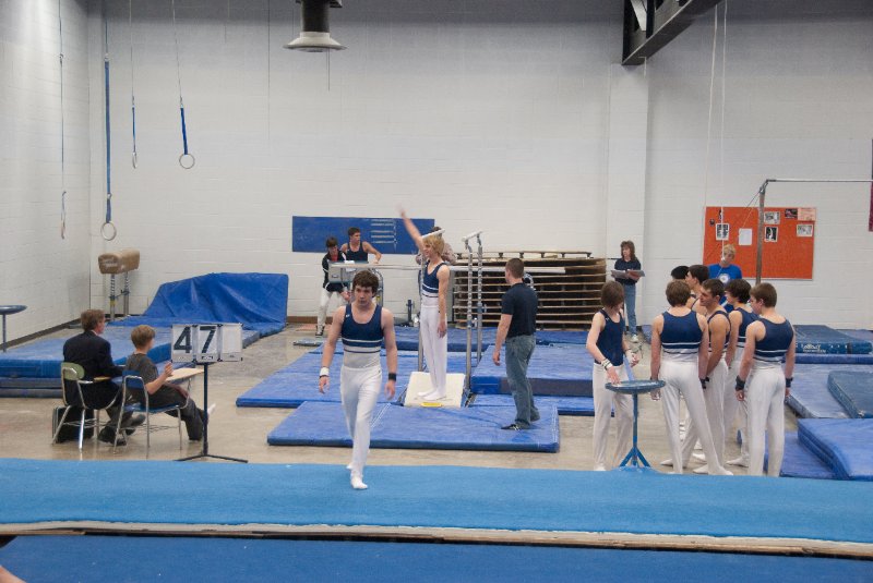 GymnasticsSpring09-4722.jpg - Wheaton Coop at NNHS