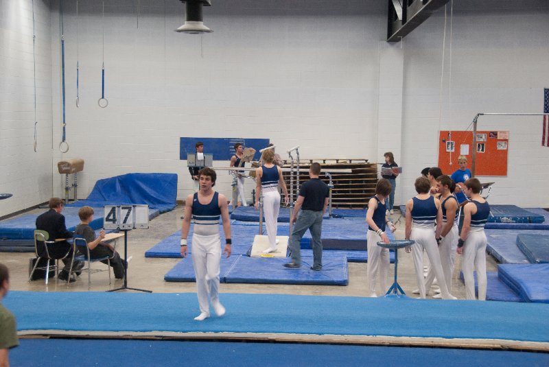 GymnasticsSpring09-4723.jpg - Wheaton Coop at NNHS
