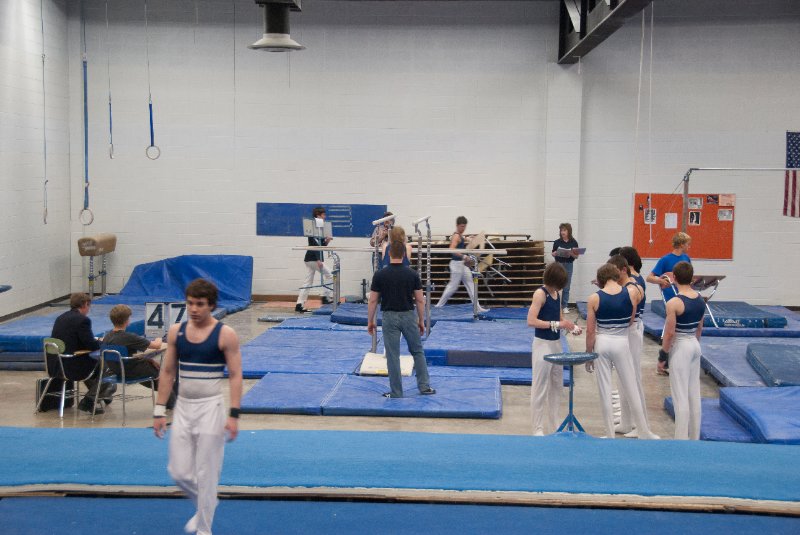 GymnasticsSpring09-4725.jpg - Wheaton Coop at NNHS