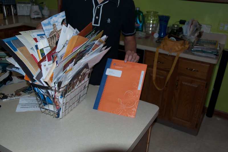 DSC_8750.jpg - Mike disposes of his College mailers he's collected since Jr year.