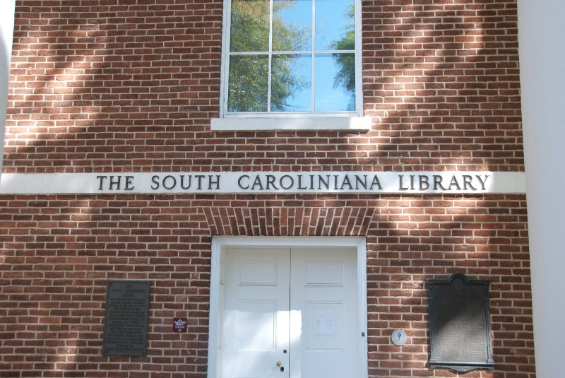 USC040409-4521.jpg - The South Caroliniana Library