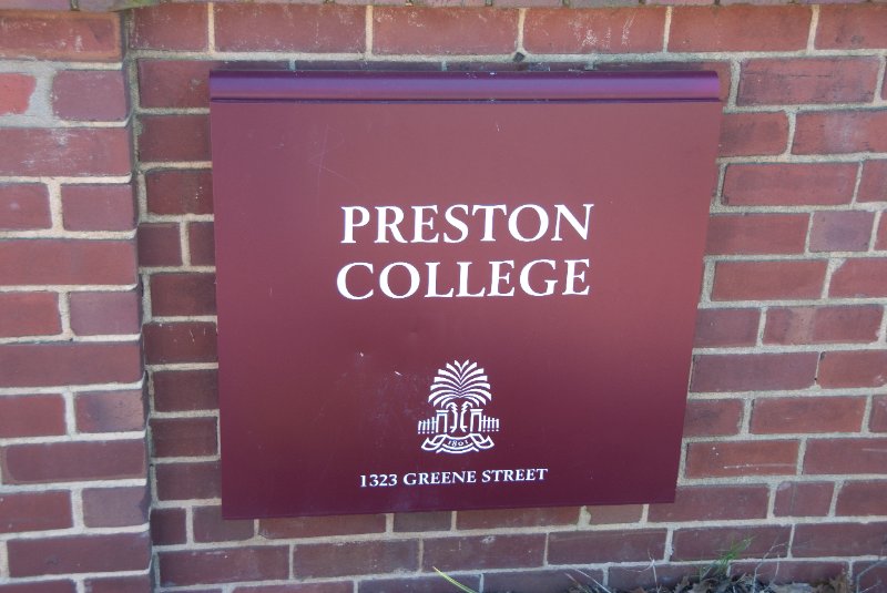 USC040409-4617.jpg - Preston College