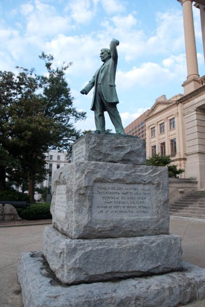 Atlanta082509-8825.jpg - Thomas C Watson statue in front of the Georgia State Capitol