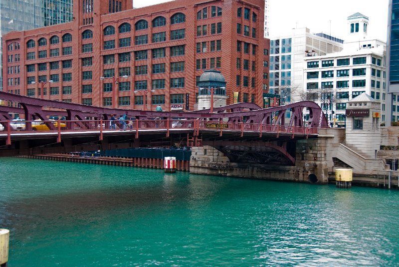 Chicago042809-5890.jpg - Clark Street Bridge, Reid-Murdoch Center(background left)