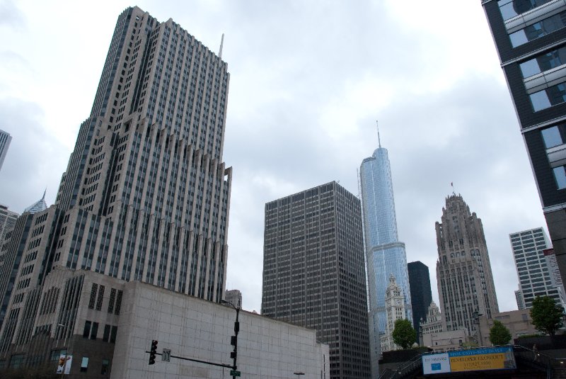 Chicago050109-6230.jpg - Chicago Near North - NBC Tower (left), Trump Tower (center background)