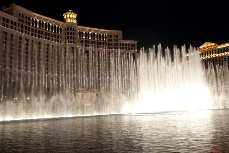 DSC_4431.jpg - Belagio Fountain view from Las Vegas Blvd