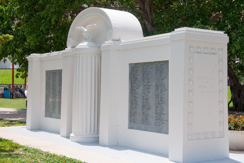 Miami041509-5028.jpg - Dade County Veterans' Memorial