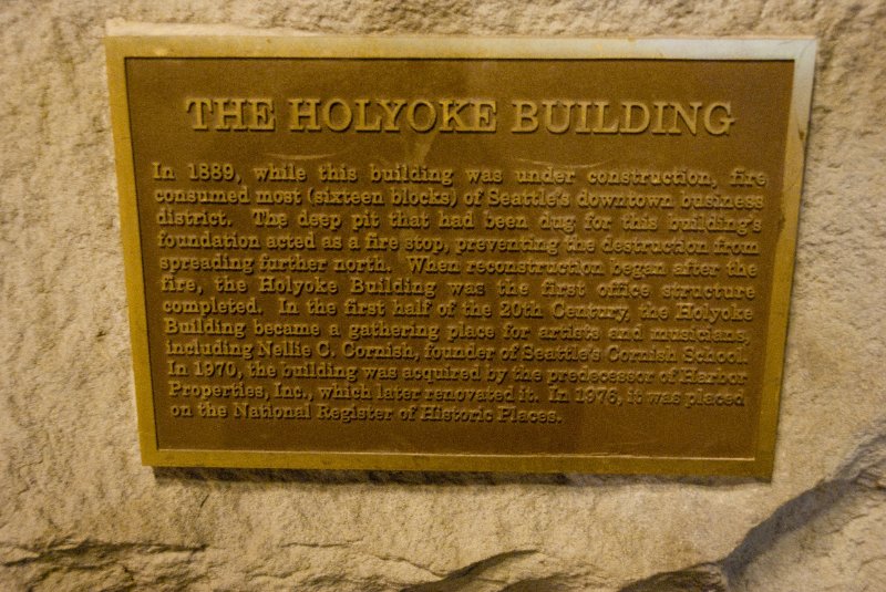 Seattle031509-3950.jpg - The Holyoke Building