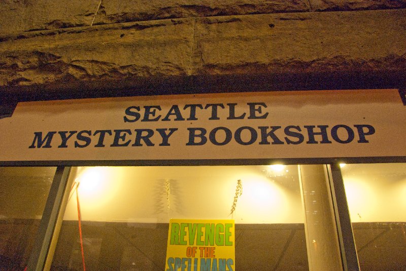 Seattle031509-3997.jpg - Seattle Mystery Bookshop