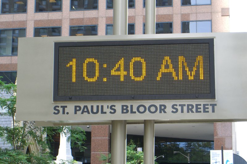 Toronto092409-1925.jpg - St Paul's Bloor Street Clock