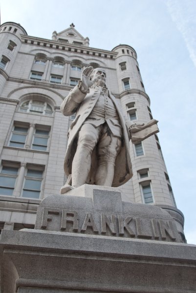 WashDC032709-4151.jpg - Statue of Benjamin Franklin