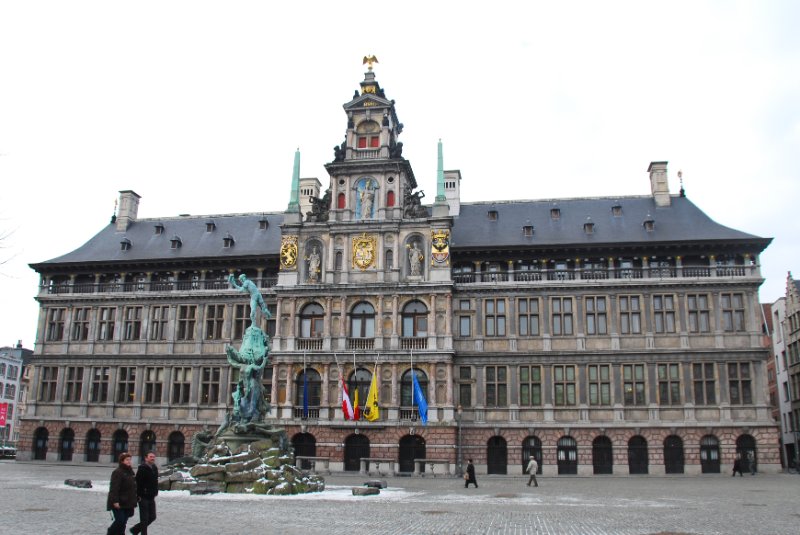 Antwerp021610-1448.jpg - Grote Markt: Stadhuis / City Hall with the Brabo Statue in front.