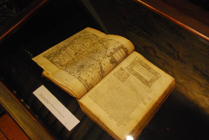 Antwerp021610-1488.jpg - Ludovico Guicciardini, Description de touts les Pais-Bas. Anvers, Christophe Plantin, 1582