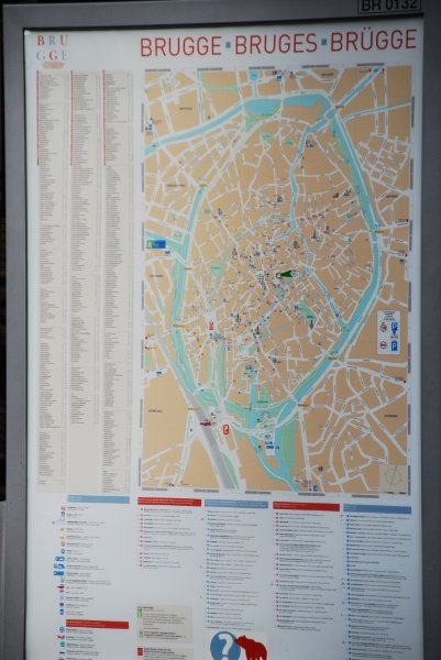 Bruge021710-1631.jpg - Burg Square: Bruge City Map