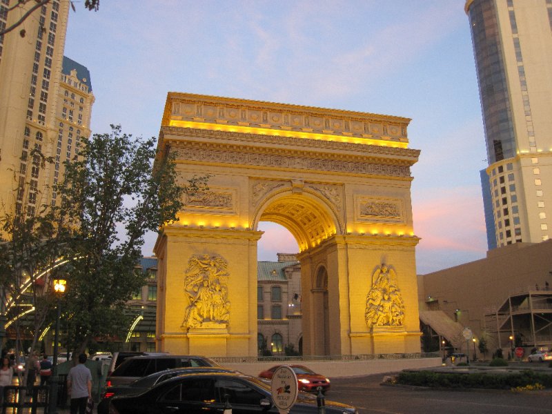 LasVegas032210-0214.jpg - L'Arc de Triomphe at Paris Las Vegas Casino