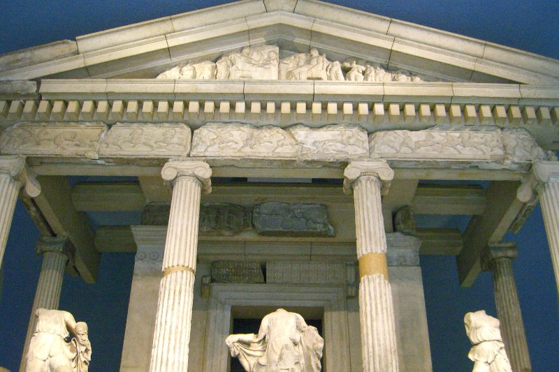 London040106-1847.jpg - Nereid Monument