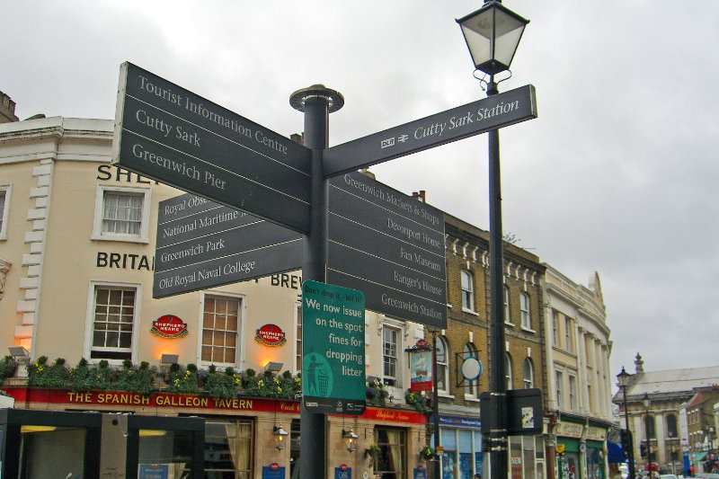 London040106-1-2.jpg - Signpost in front of the Spanish Galleon Tavern, 48 Greenwich Church St