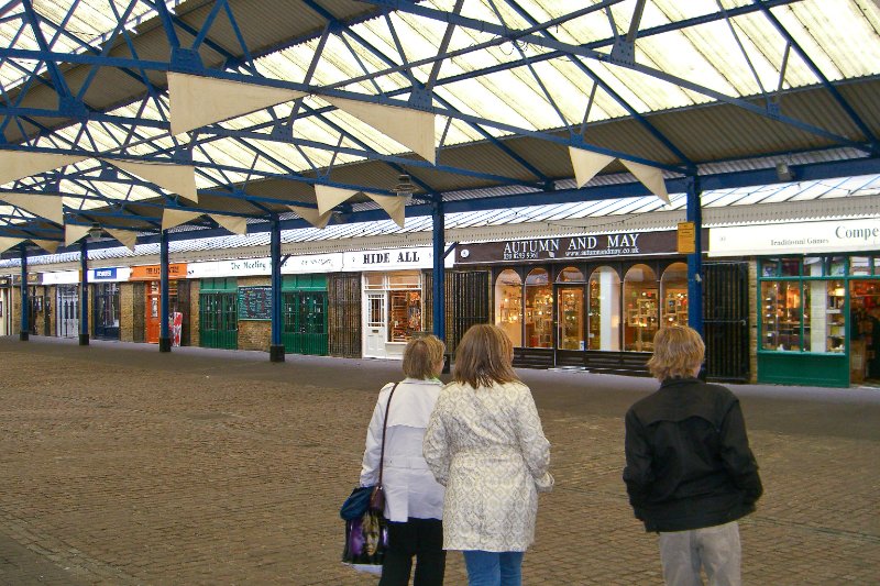 London040106-1977.jpg - Autumn & May Jewellery, The Covered Market , 9 Greenwich South Street