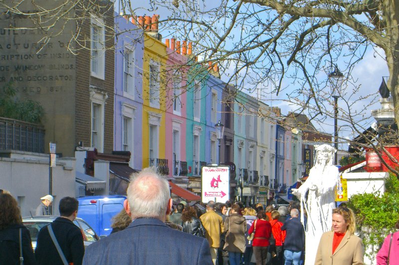 London040106-1760.jpg - Street Mime at Chepstow Villas and Portobello Road