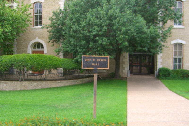 CIMG8030.JPG - Hargis Hall, Admissions